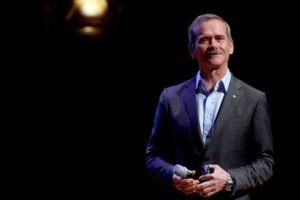 Read more about the article EVENT: Chris Hadfield speaks at The Orpheum Theatre in Vancouver